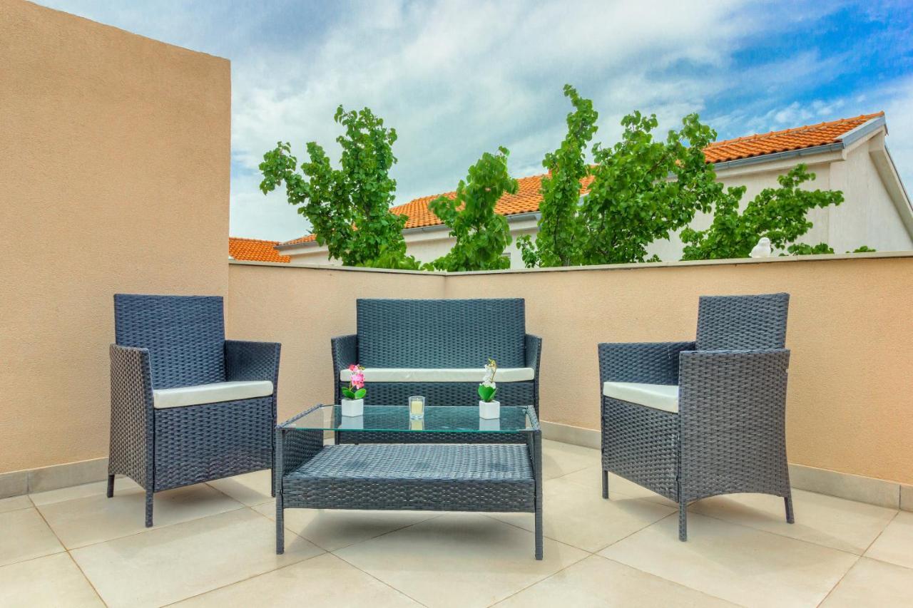 Apartmani Rialto Kakma Bagian luar foto